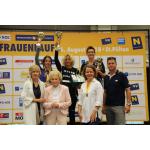 2018 Frauenlauf Siegerinnenehrung  - 127.jpg